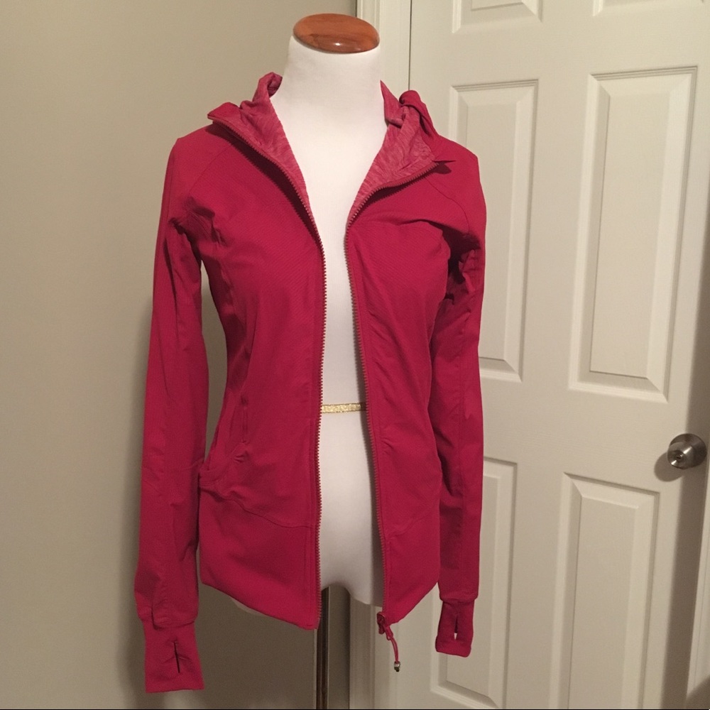 EUC Lululemon reversible jacket with hood.